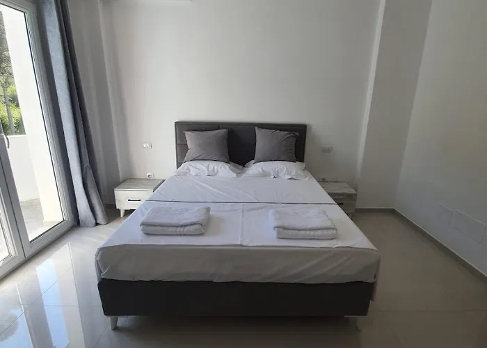 Hotel 33 4*