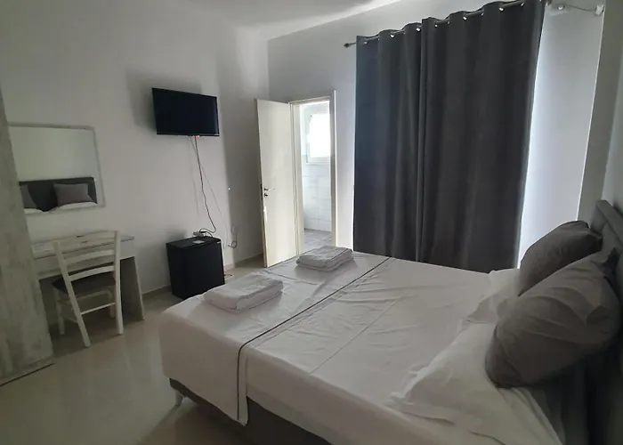 33 Hotel